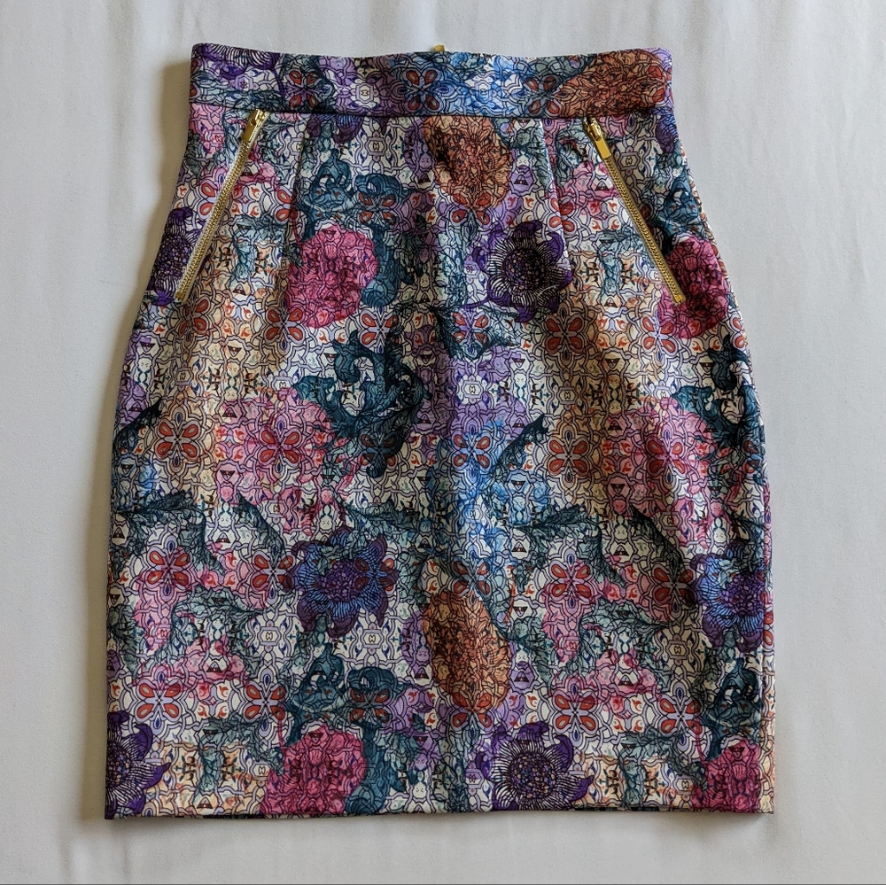 H&M Colorful Floral Mini Pencil Skirt Size 4